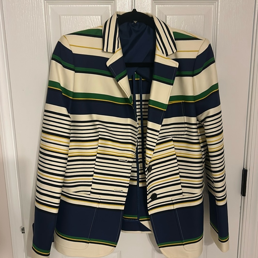 Never worn Tommy Hilfiher blazer
